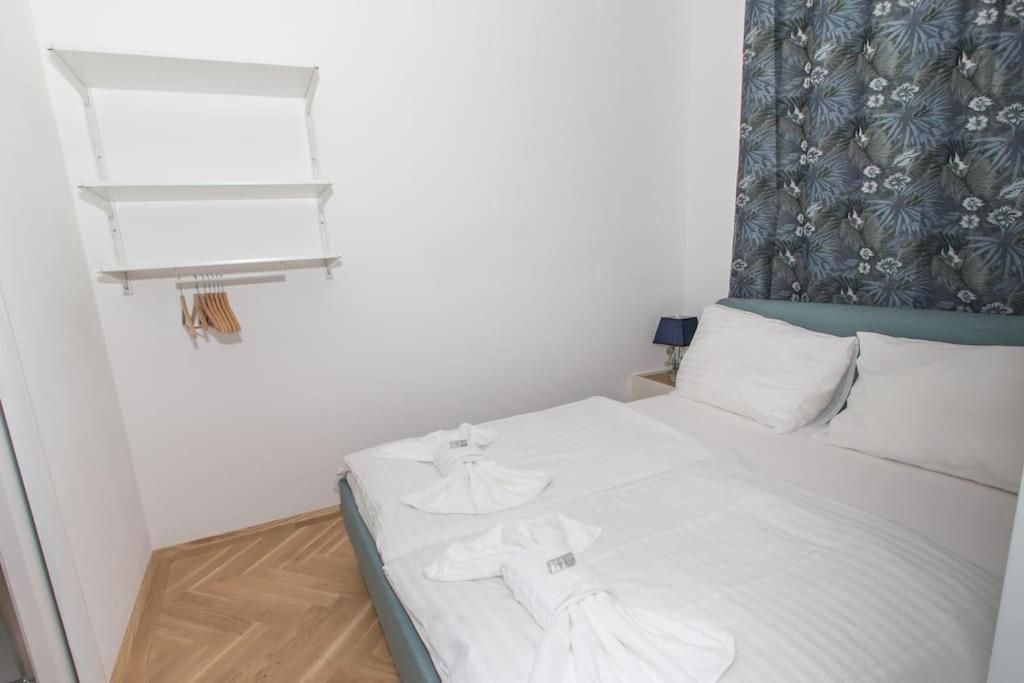 Josef's I In Prime Location I Patio Appartement *